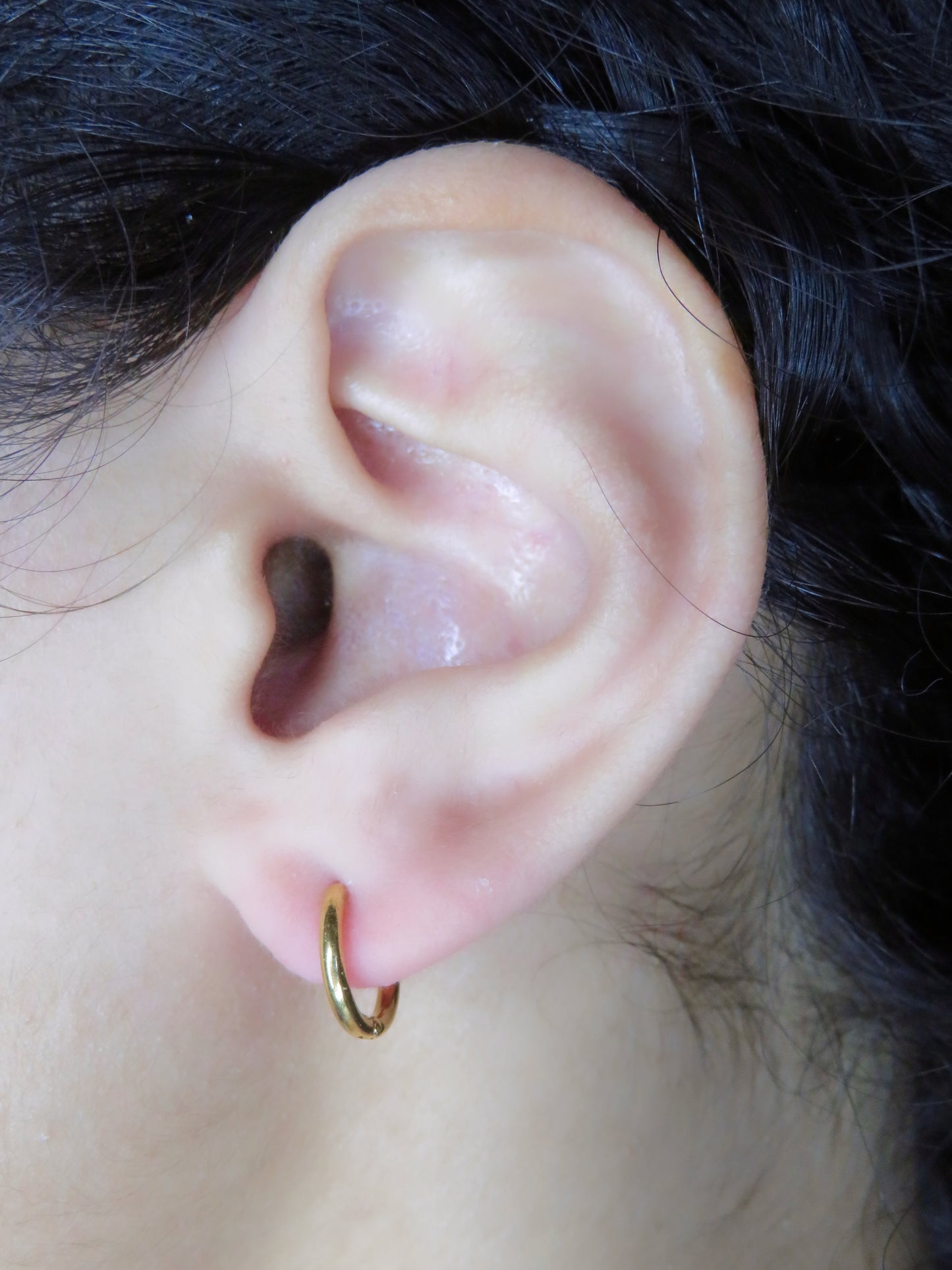 Everyday Simple Hoops earrings Precious Jewels Gold