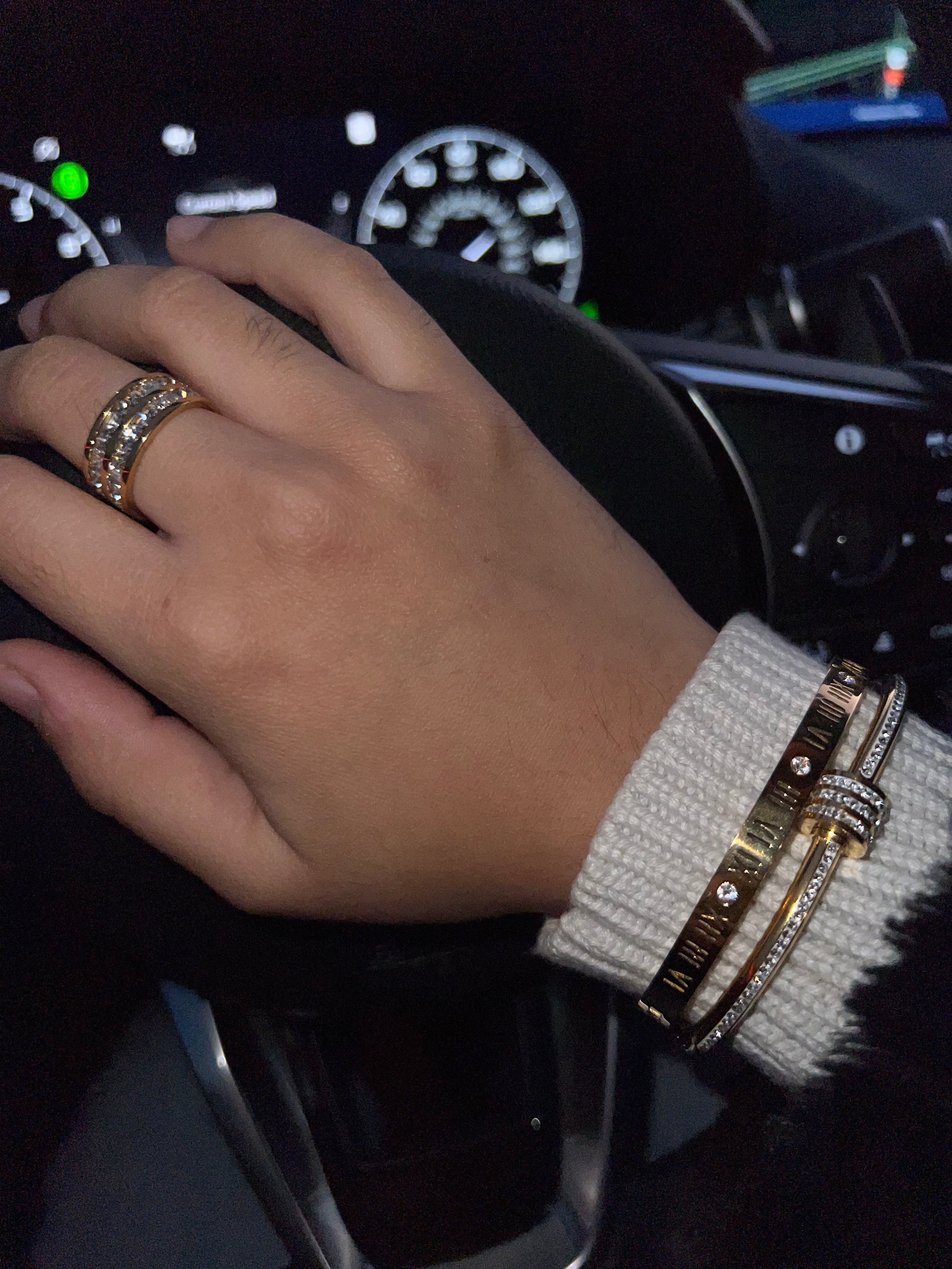 Stellar Loop Bangle bangle Precious Jewels